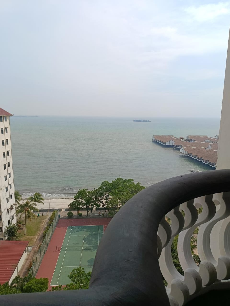 ERICCA 3 Bedroom Seaview Suite, Glory Beach Resort, PD Apartment in Port Dickson