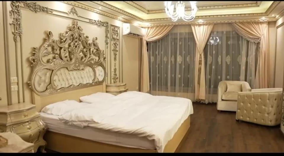 فيلا استاند اللون ذهبي Villa in Egypt