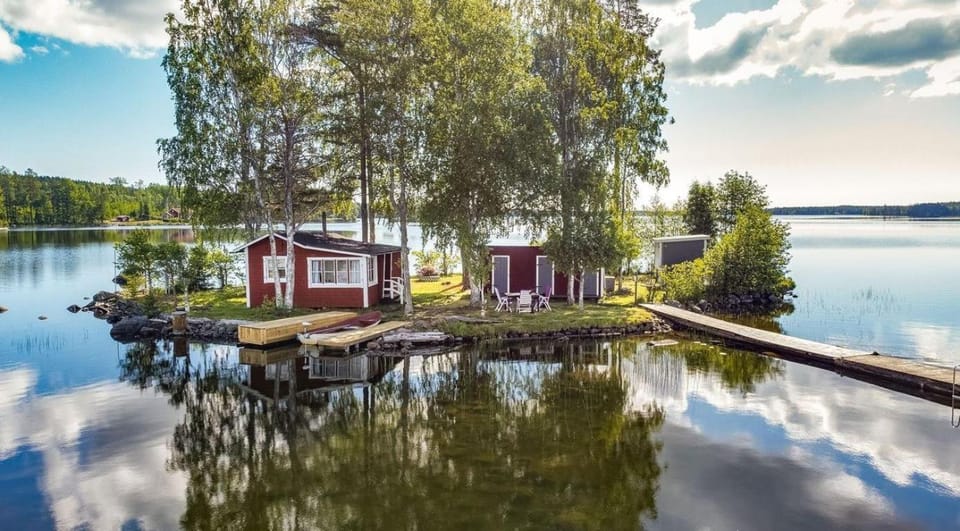 Property building, Natural landscape, Lake view