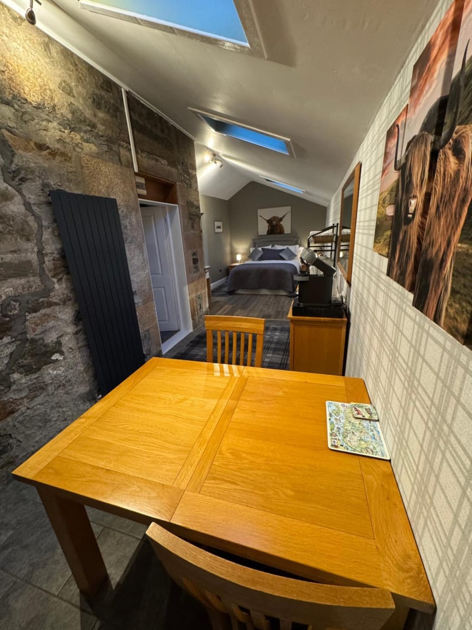 Photo of the whole room