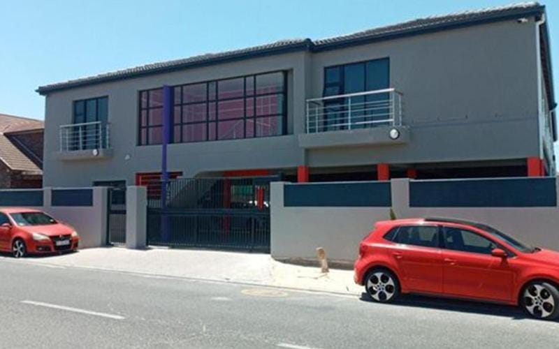 Property building, Location