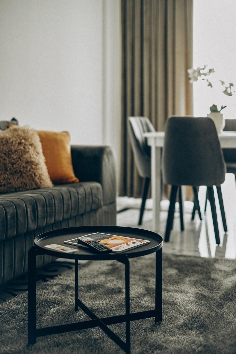 Living room, Seating area