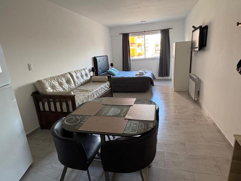 TV and multimedia, Living room, Dining area