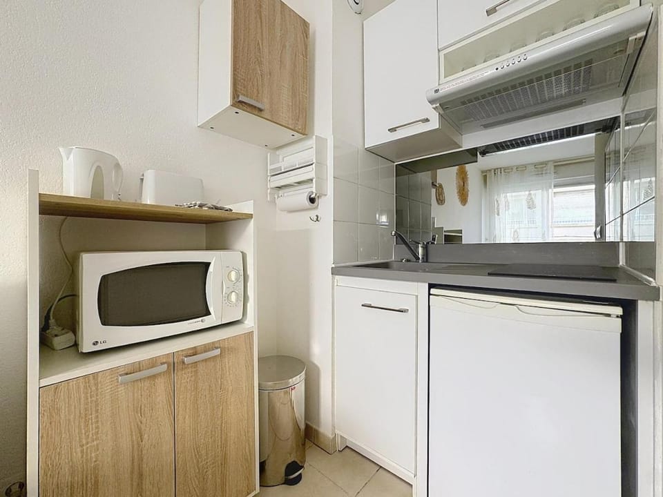 Studio calme avec balcon proche du port de Nice Apartment in Nice