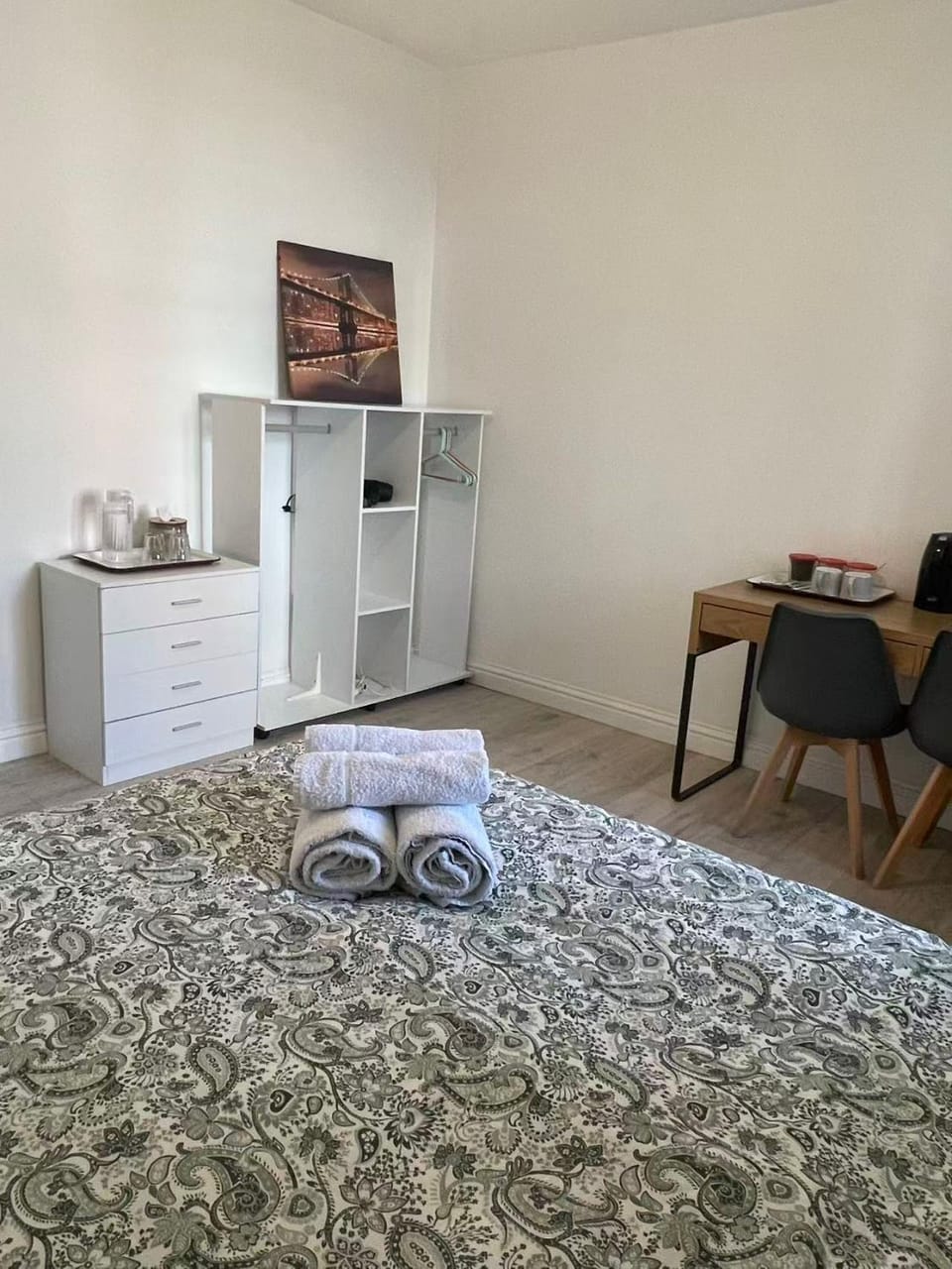 Photo of the whole room, wardrobe