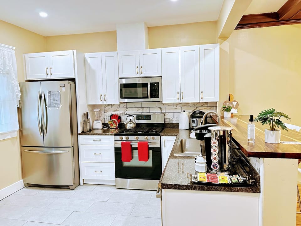 Linwood Paradise Home Apartment in Buffalo
