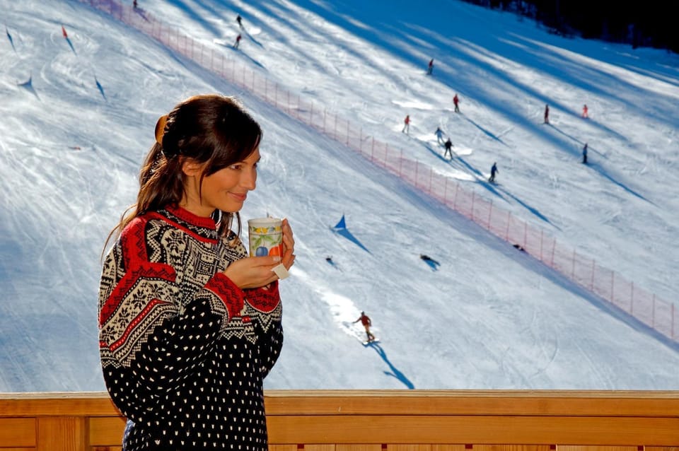 Skiing, View (from property/room), Balcony/Terrace