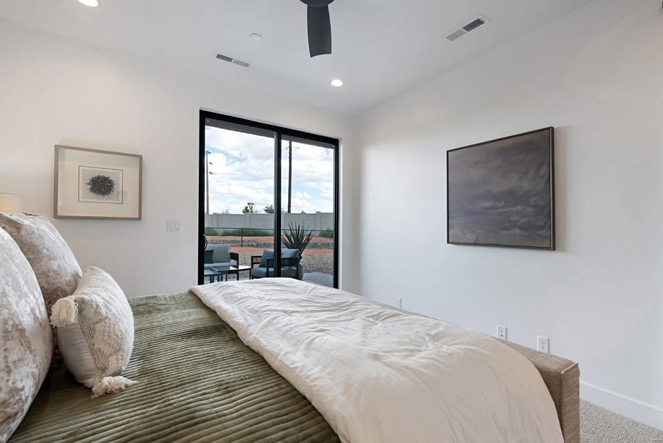 Bed, Bedroom
