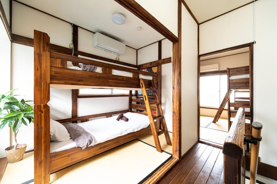 Bed, Bedroom, bunk bed