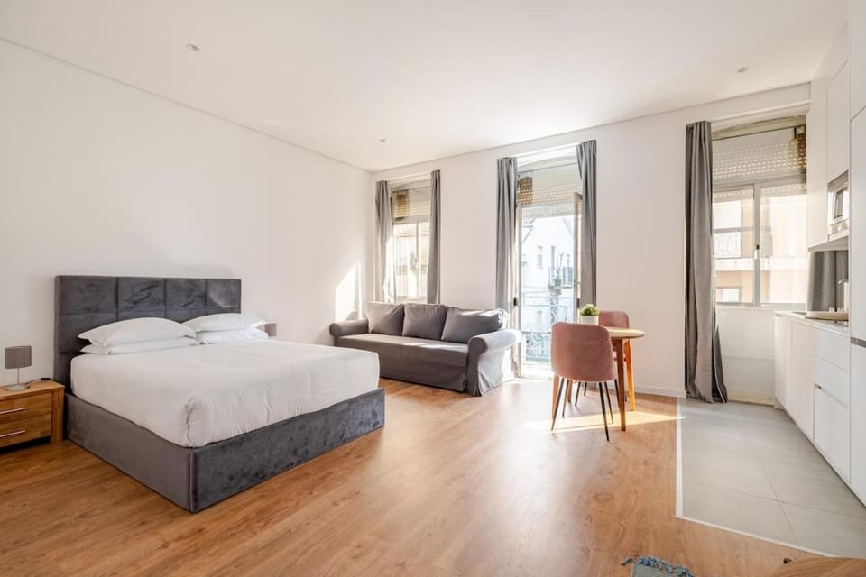 2-Studio House Steps from Best Attractions of Porto House in Vila Nova de Gaia