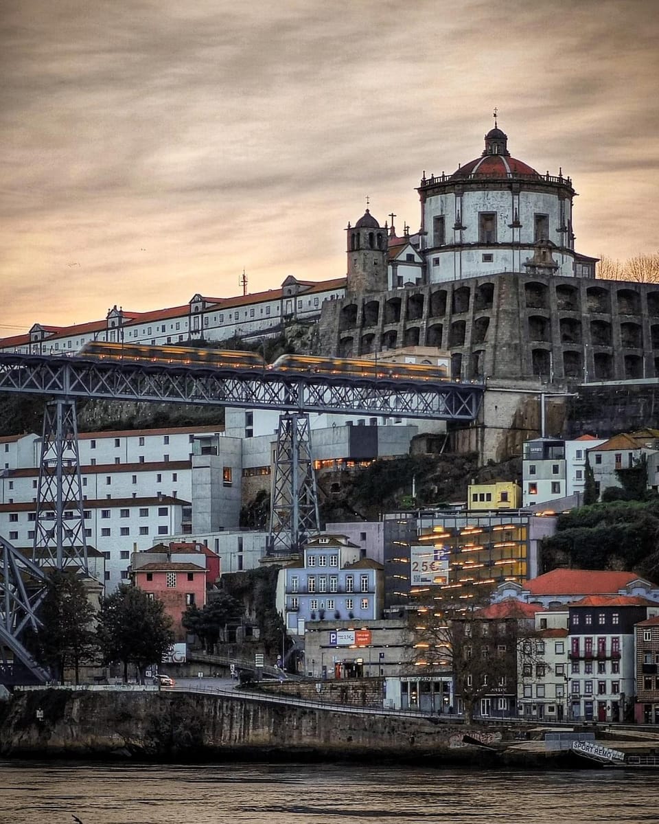 2-Studio House Steps from Best Attractions of Porto House in Vila Nova de Gaia