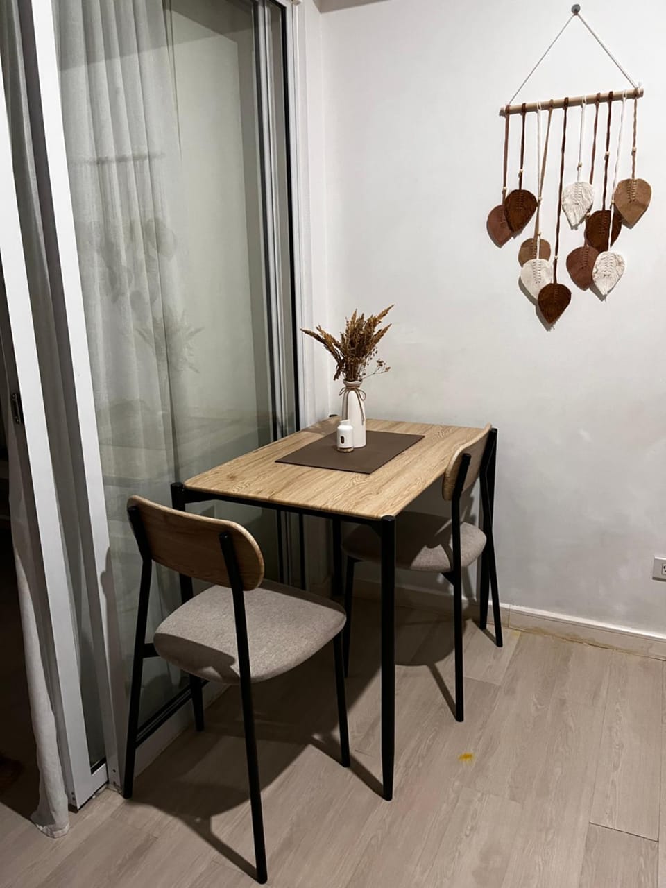 Azure Condo Maui 1 bedroom Apartment in Pasay