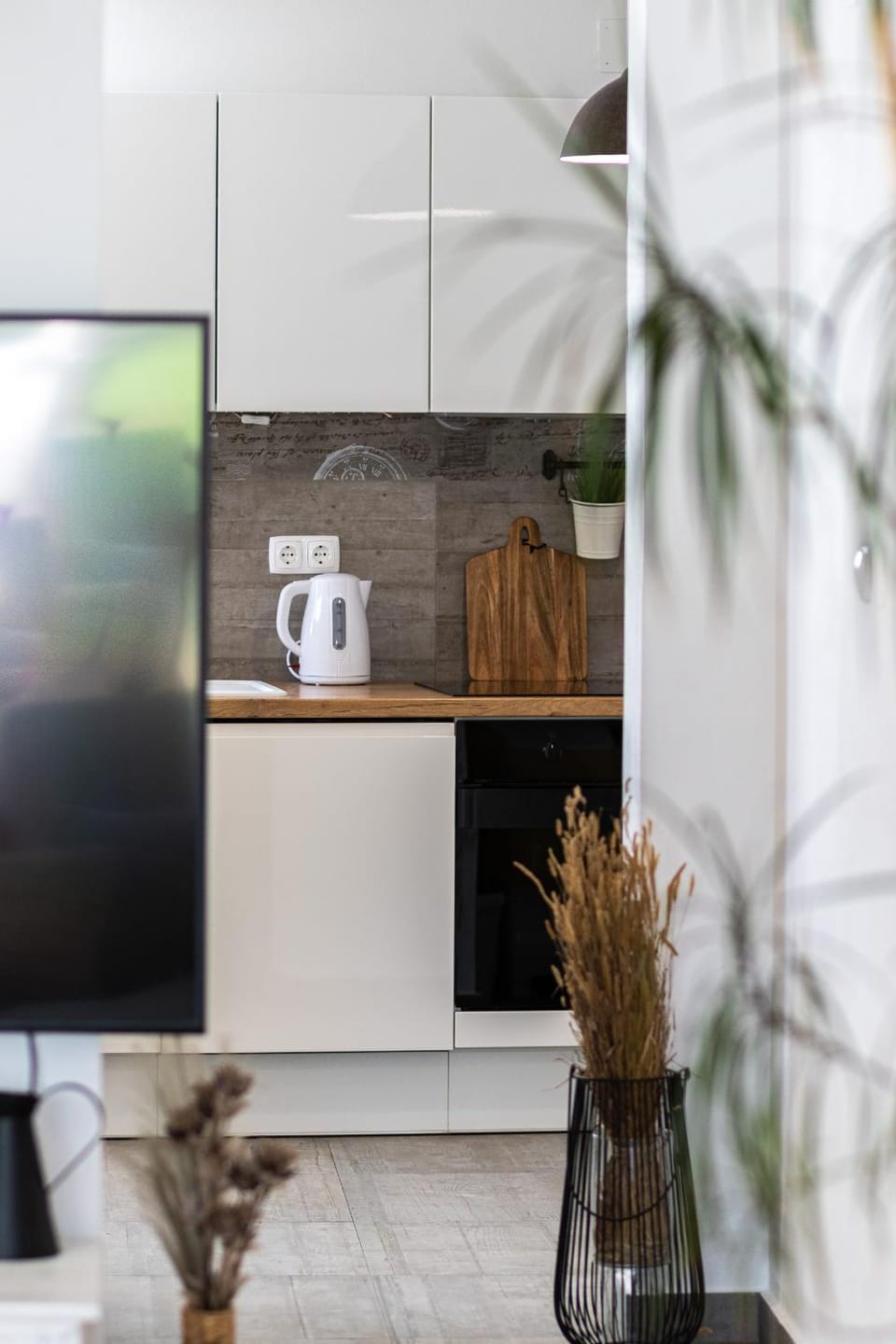 Coffee/tea facilities, Kitchen or kitchenette, pet friendly, stove