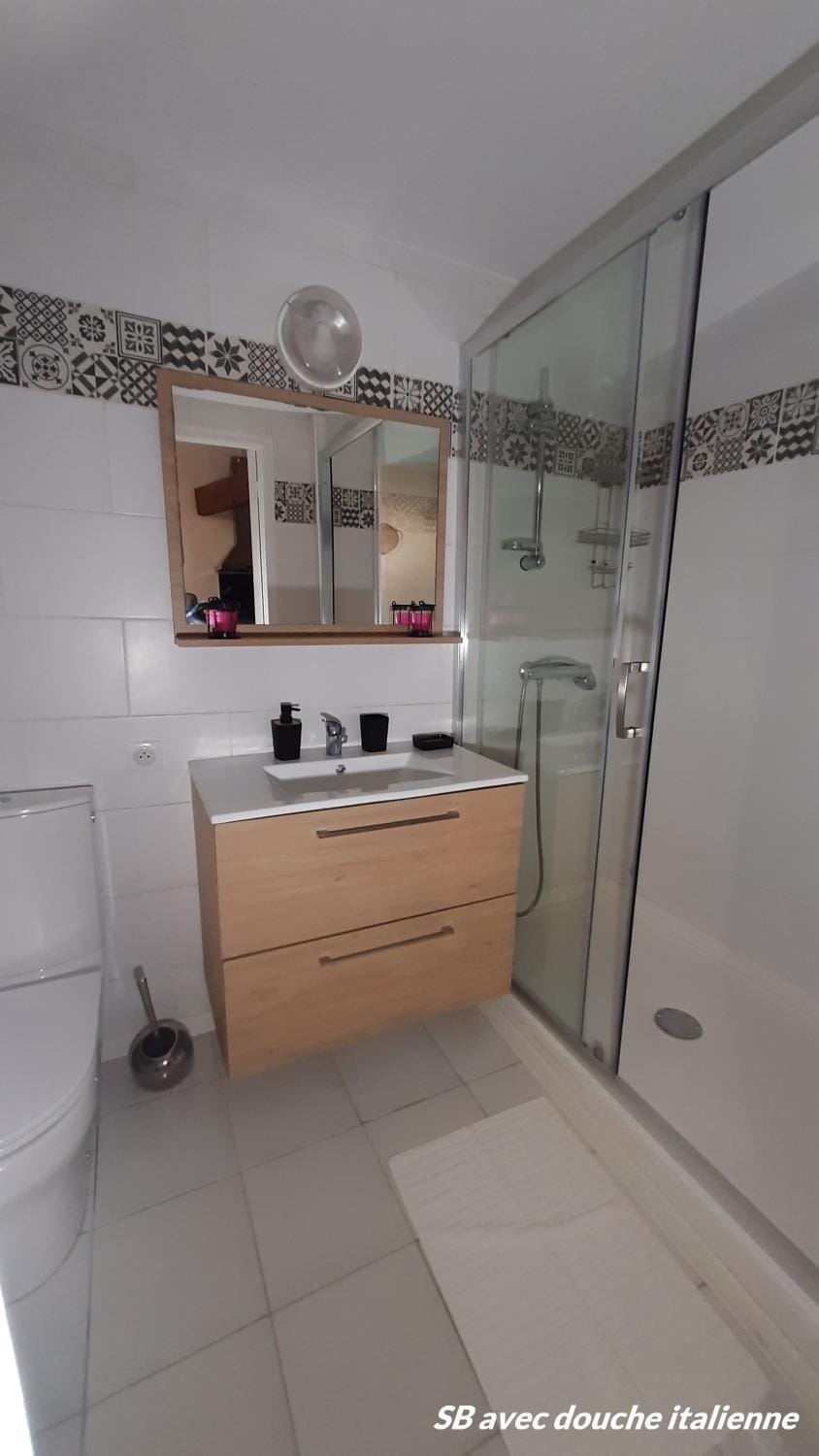 Shower, Bathroom
