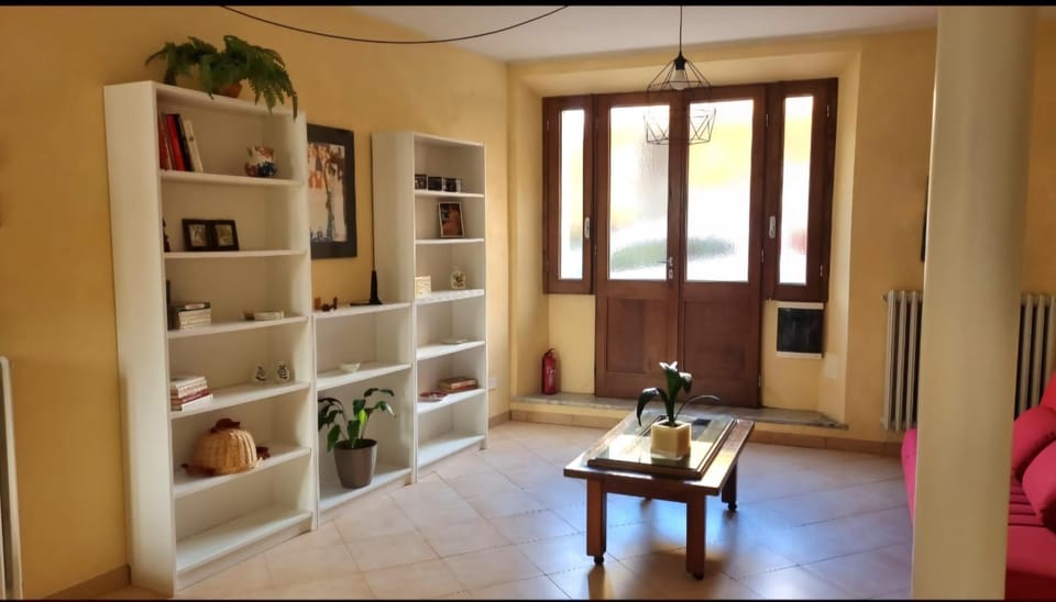 Casa Giardino Apartment in Barga