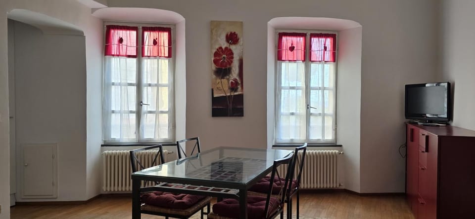 Ligurian beach apartment Ca Sta by Affitti brevi Liguria Apartment in Spotorno