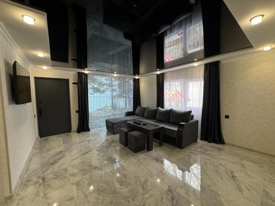 Nirvana Lake View Apartment in Armenia
