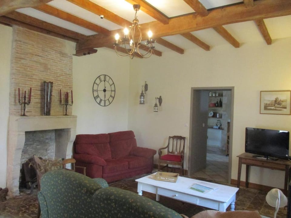 Living room, fireplace