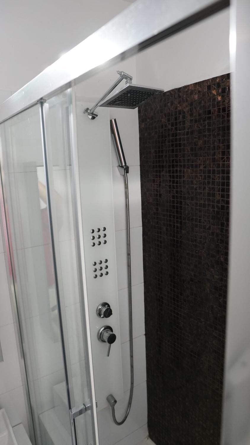 LUXURY studio PLAZA M DRUMUL TABEREI Apartment in Bucharest