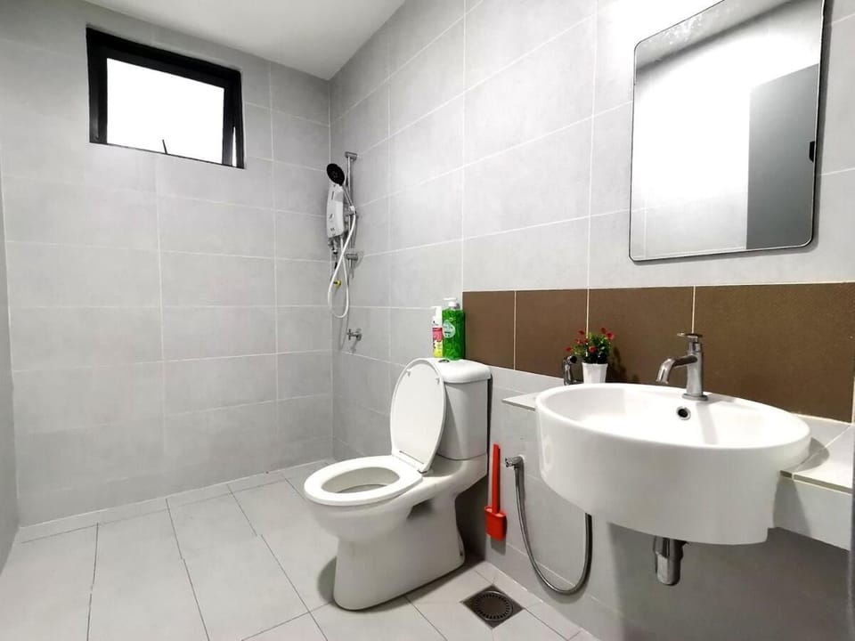 Shower, Toilet, Bathroom, bidet