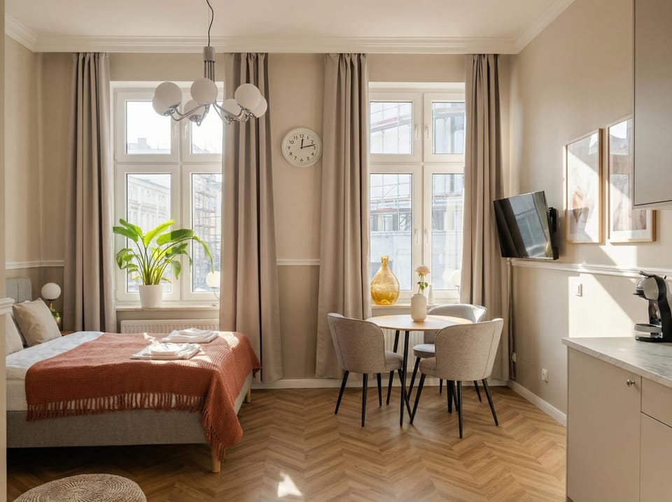 Living room, Bedroom
