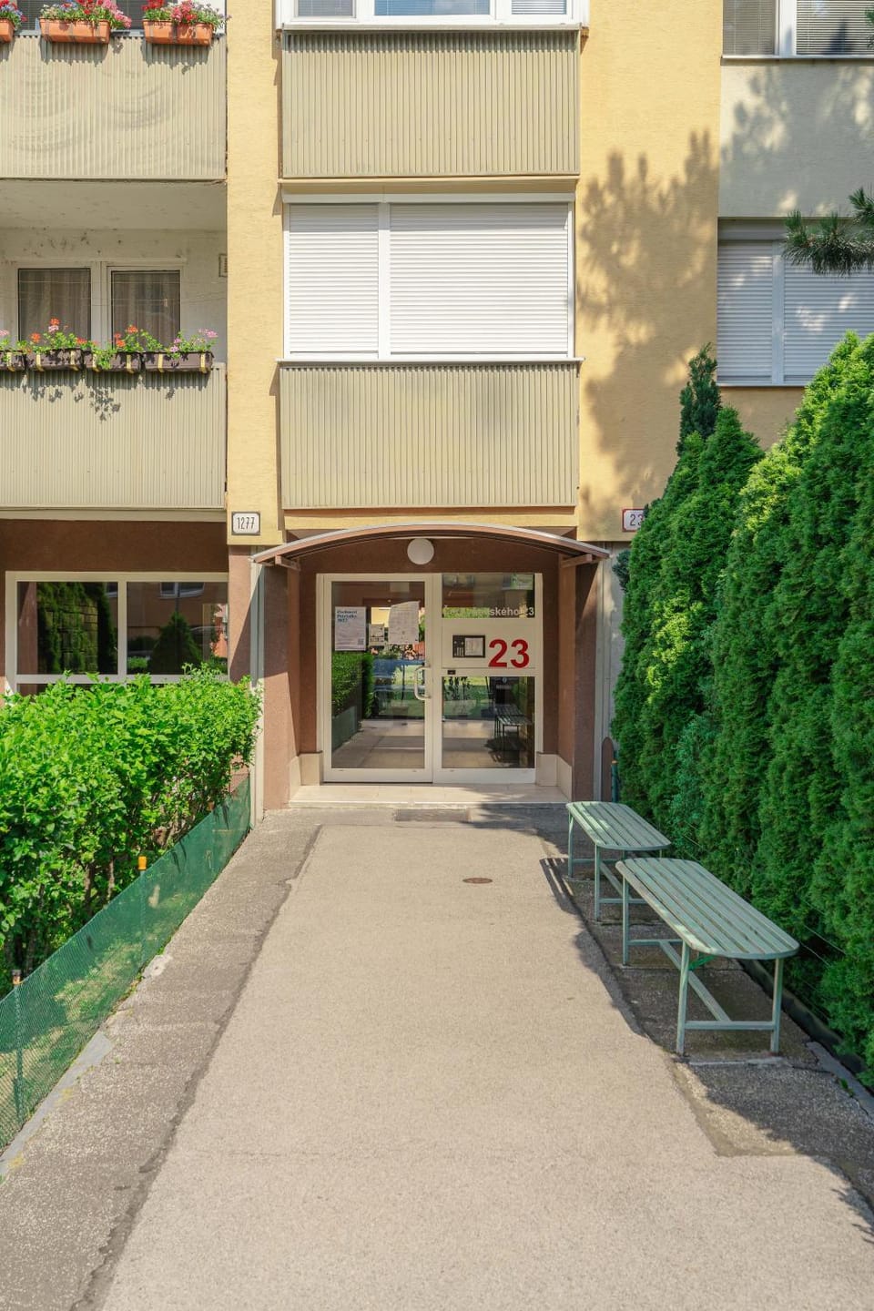 Property building, Spring, Garden