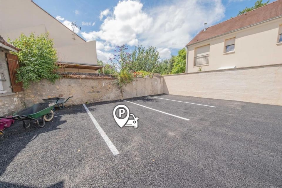 Ananas - Parking privé Apartment in Île-de-France