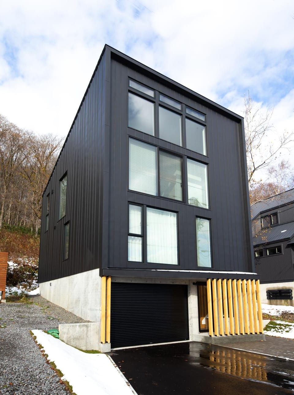 Property building, Day