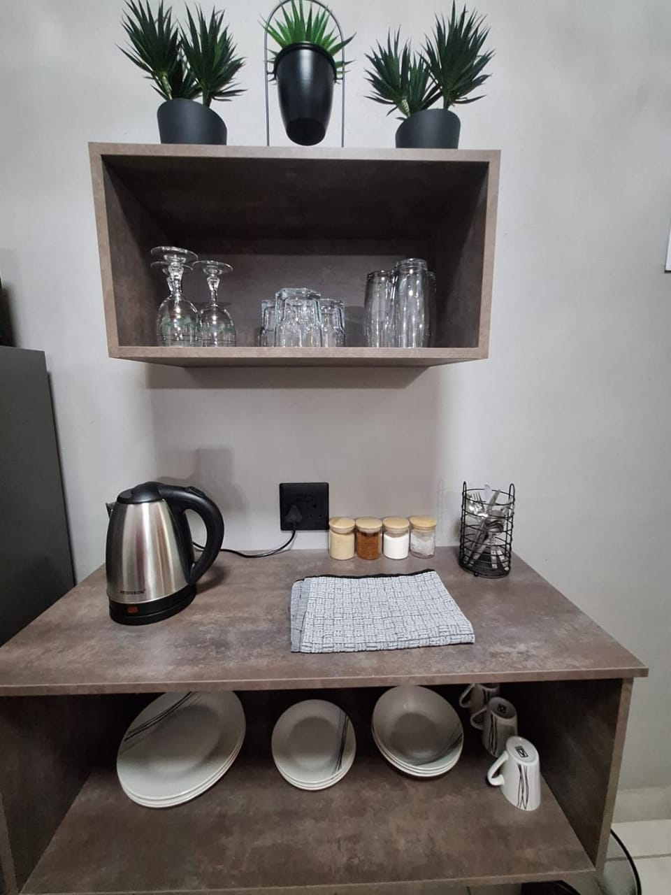 Coffee/tea facilities
