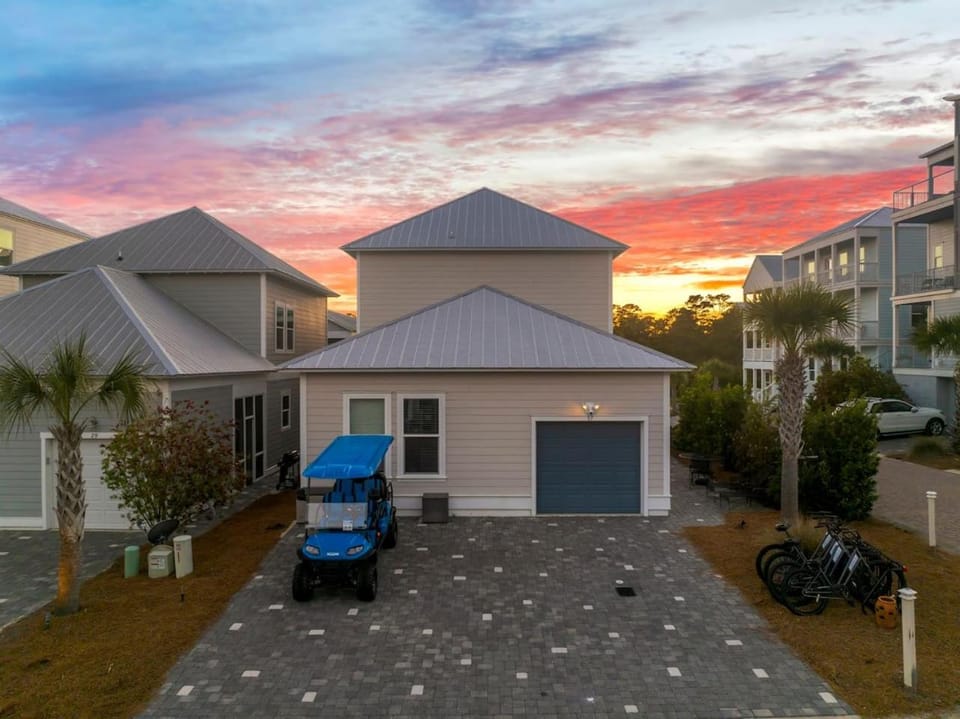Property building, Sunset