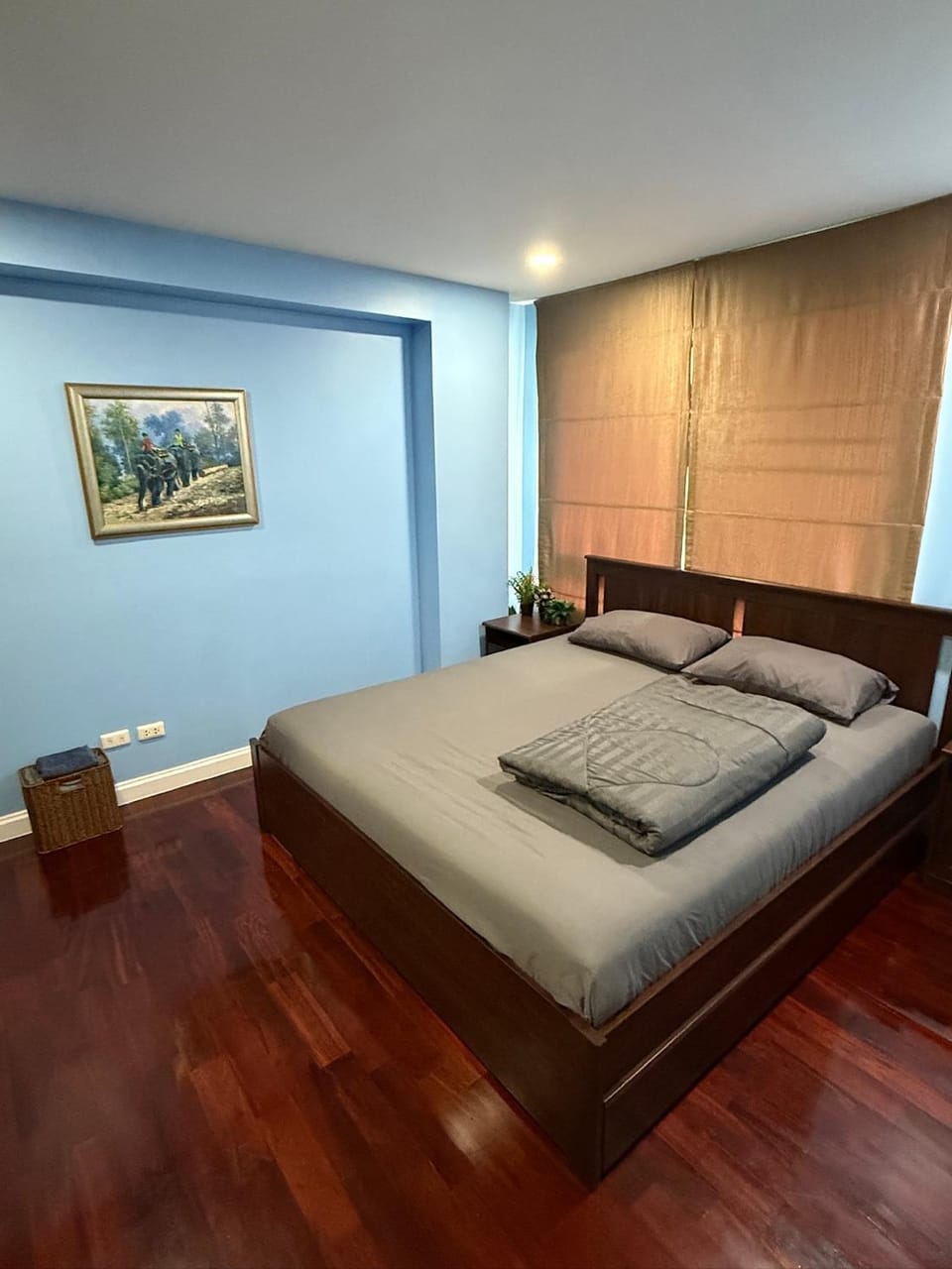 2 Bed Condo in the Heart of Bangkok Apartment in Bangkok