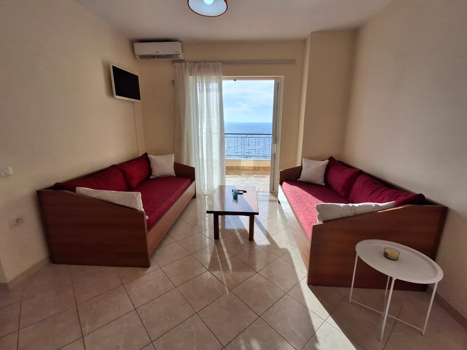 Beach Front Apartment in Sarandë