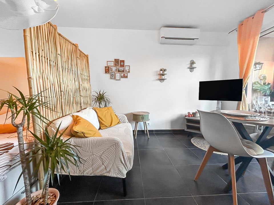 Fabron studio et Résidence de Luxe avec Piscine Apartment in Nice