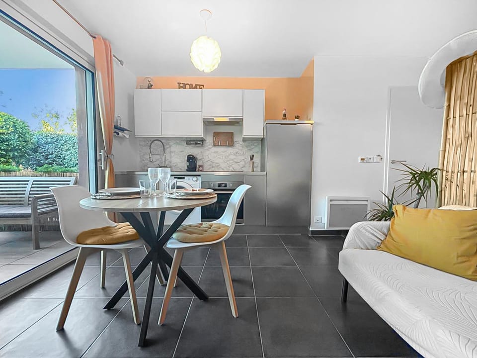Fabron studio et Résidence de Luxe avec Piscine Apartment in Nice