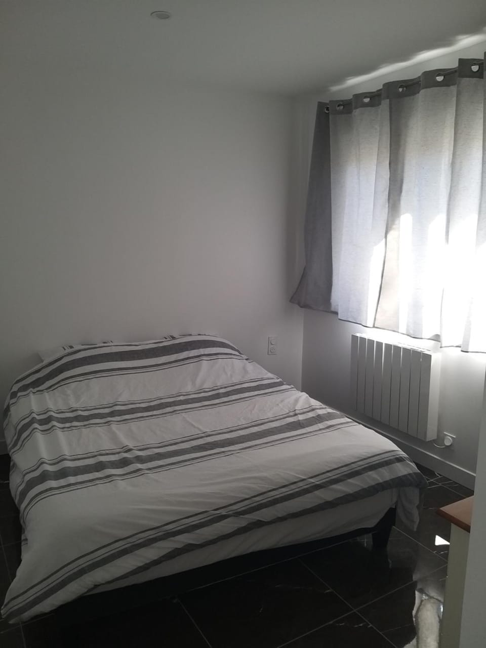 Appartement privé moderne et lumineux plain-pied Apartment in Oyonnax