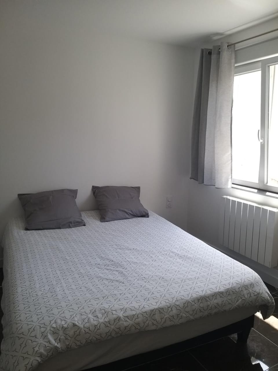 Appartement privé moderne et lumineux plain-pied Apartment in Oyonnax