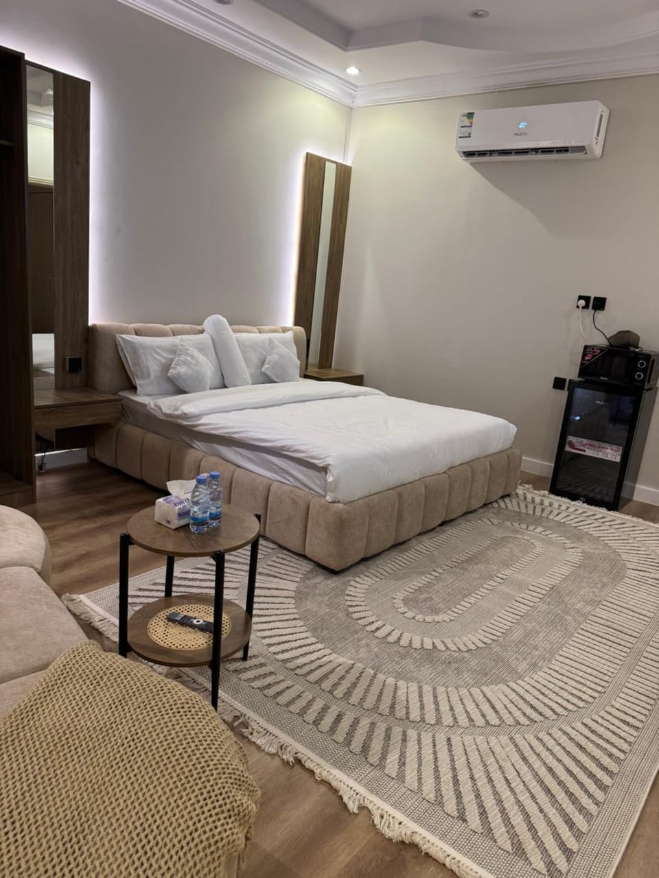 Suits guys Apartment in Al Madinah Province
