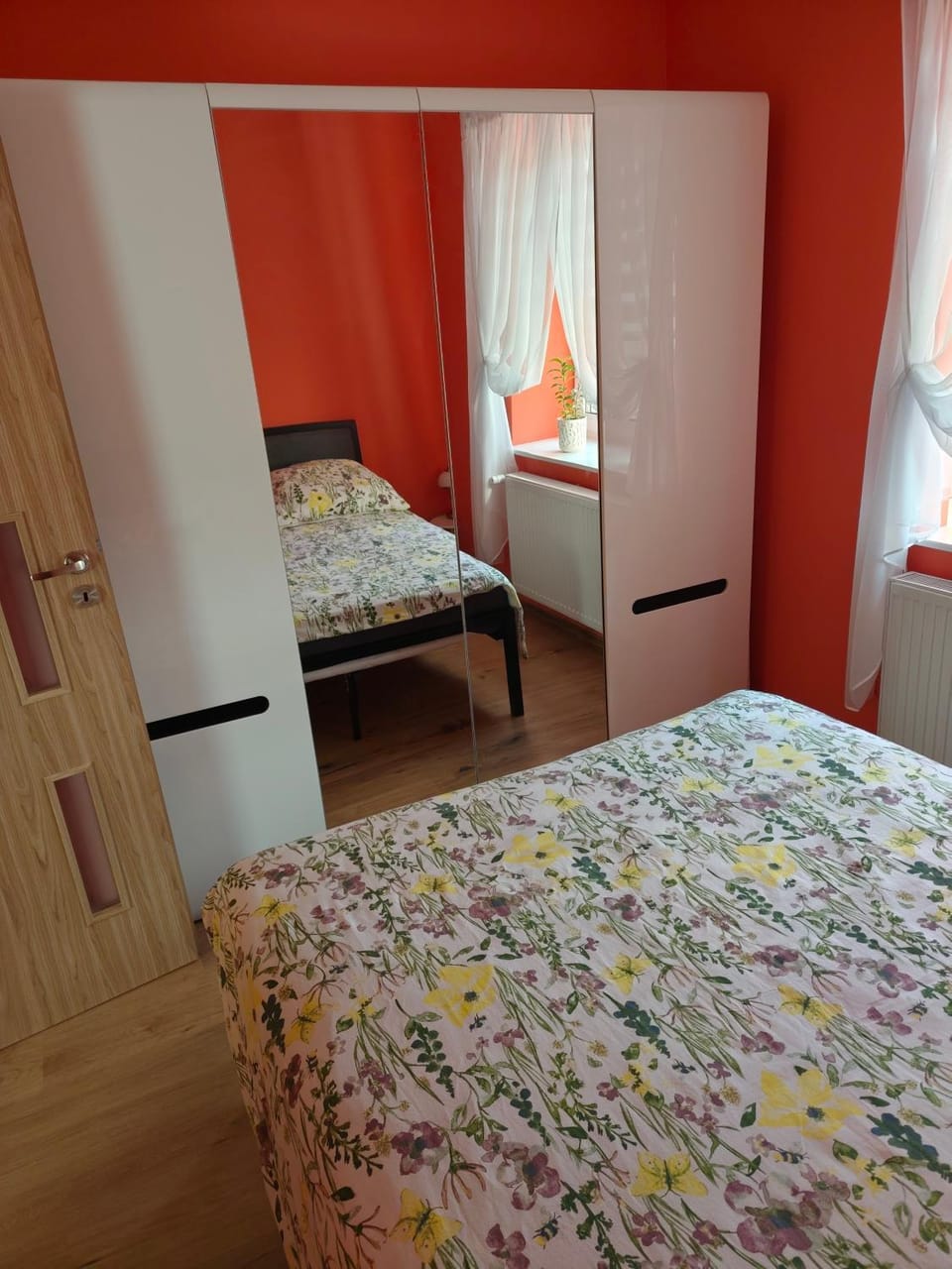 Bedroom, wardrobe