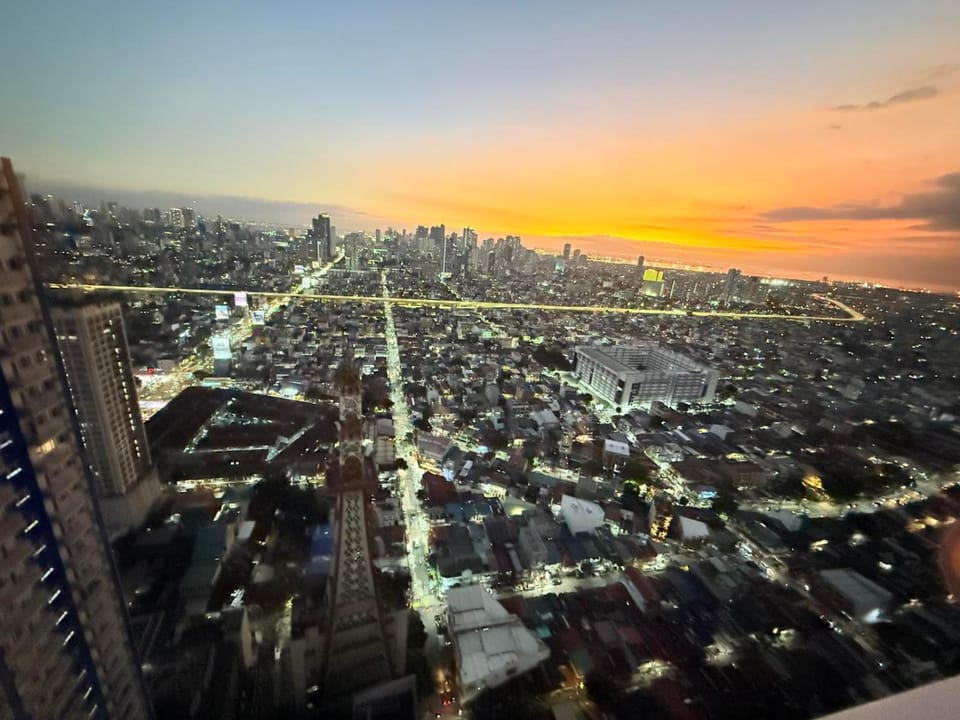 D' Caballero's Penthouse by Sun Residences Hotel in Manila City