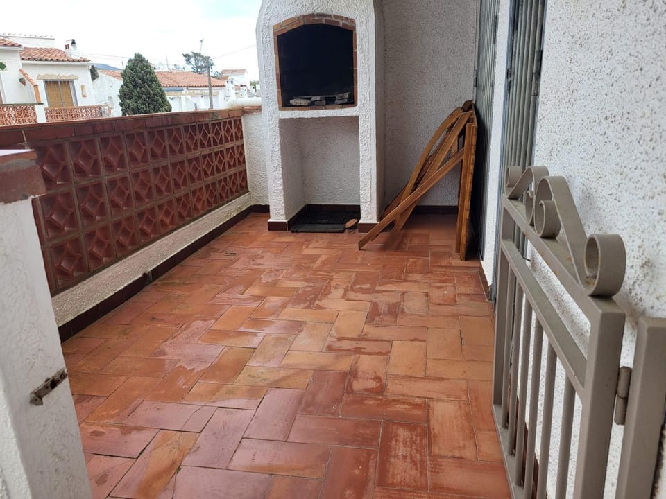 BBQ facilities, Balcony/Terrace