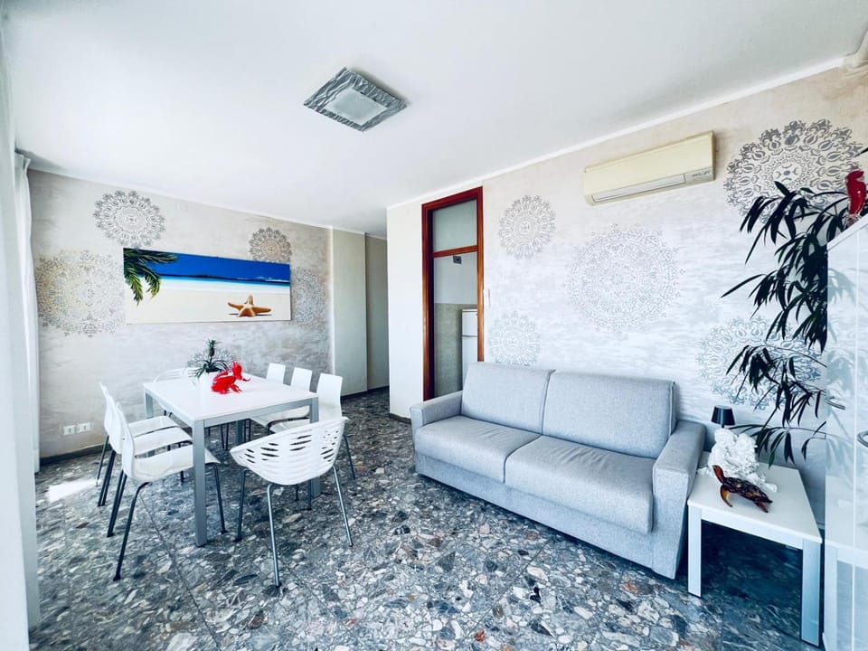 Appartamento Frontemare Apartment in Lido di Jesolo