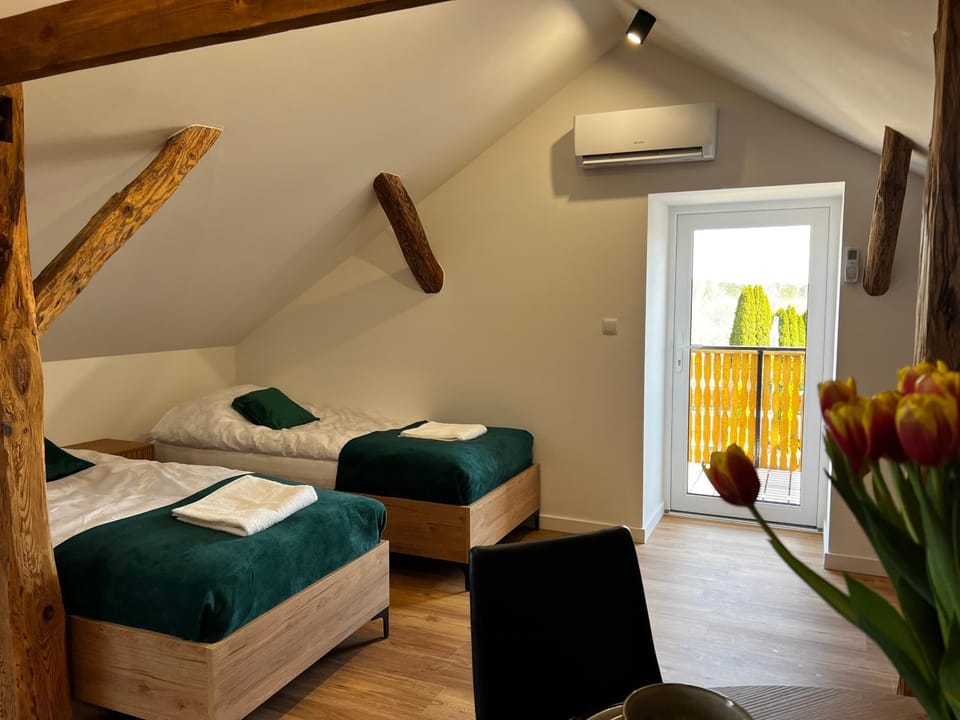 Bed, Photo of the whole room, Bedroom, towels, air conditioner