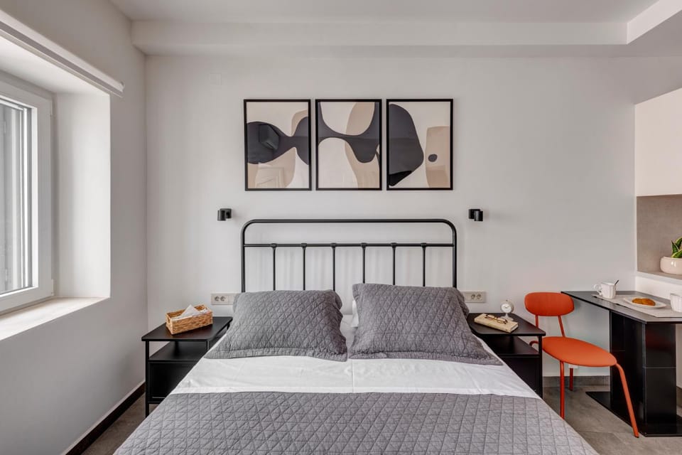 Bed, Bedroom