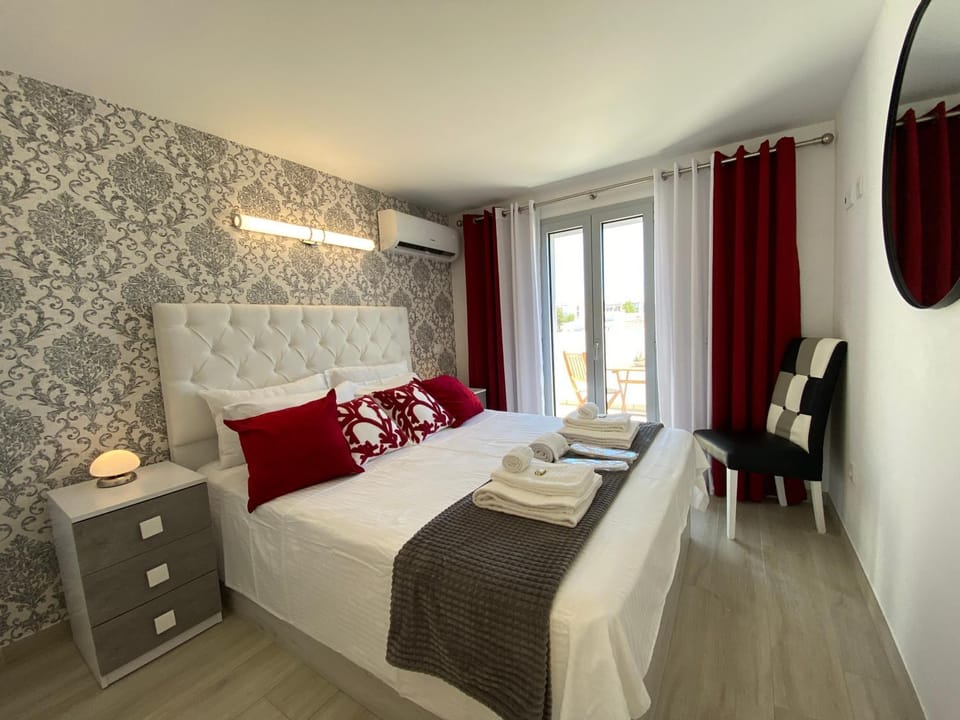 Balcony/Terrace, Bedroom
