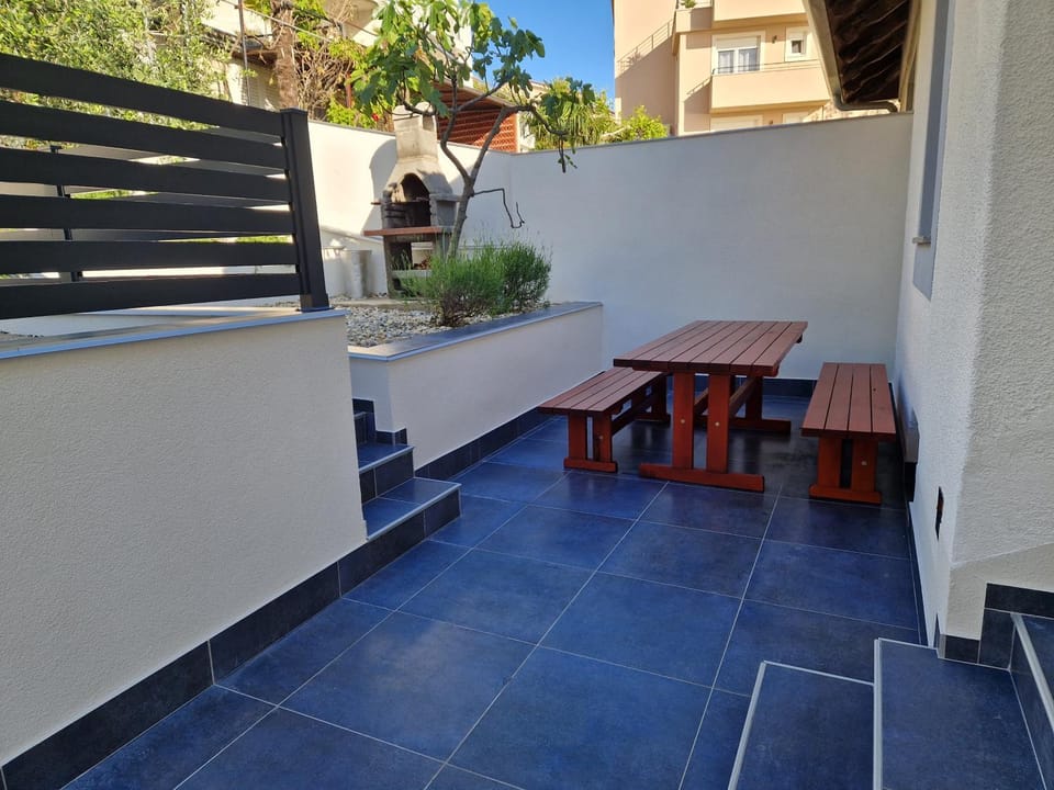 Patio, BBQ facilities, Balcony/Terrace, Seating area