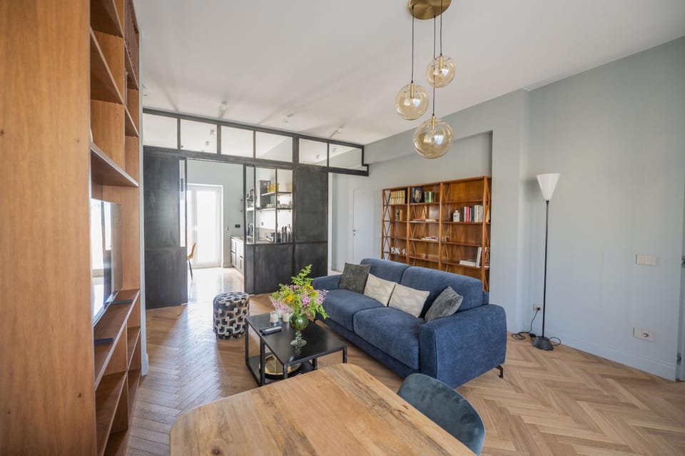 Library, Living room, Seating area