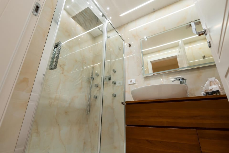 Shower, Bathroom
