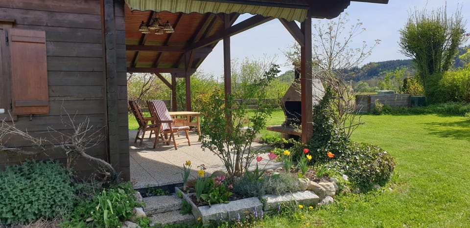 Idyllisches Sommerferienhaus House in Upper Austria
