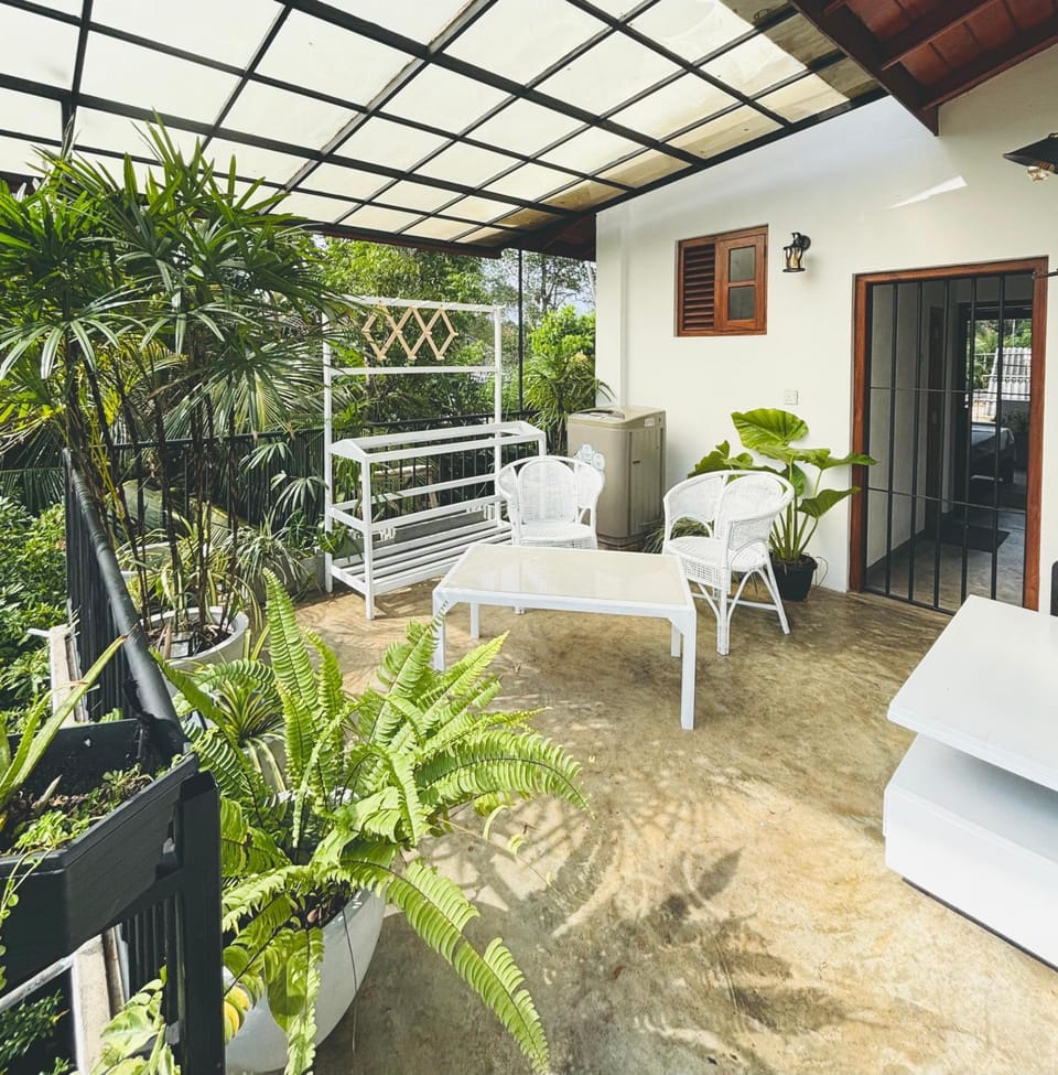 RiziZen Home stay Apartment in Ahangama