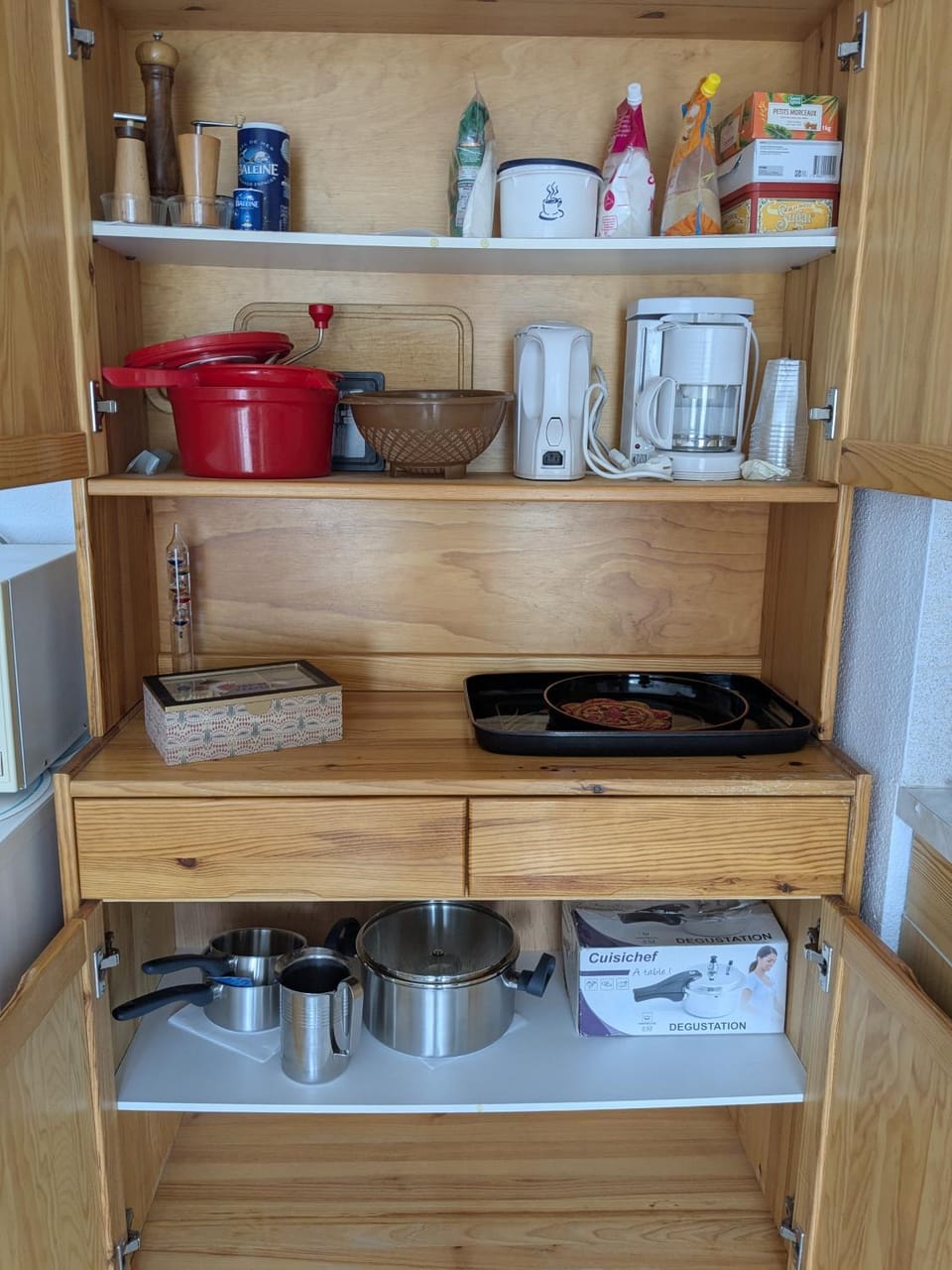 Coffee/tea facilities